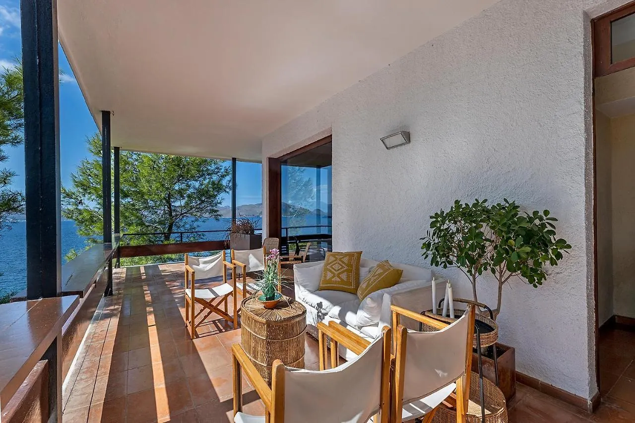 Es Balco, Villa Over The Mediterranean Sea With Private Beach Access Cielo de Bonaire